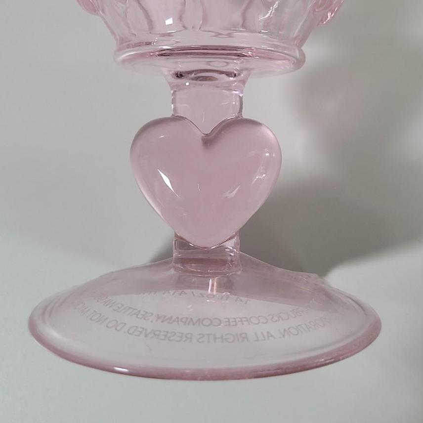 Official Starbucks Korea 2022 Sweet Love Heart Goblet Glass 414ml
